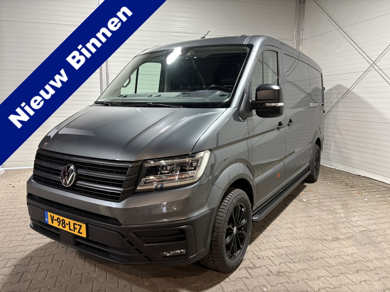 Volkswagen Crafter - 35 2.0 TDI L3H2 Dubbele schuifdeur Prijs zoals getoond - AutoWereld.nl