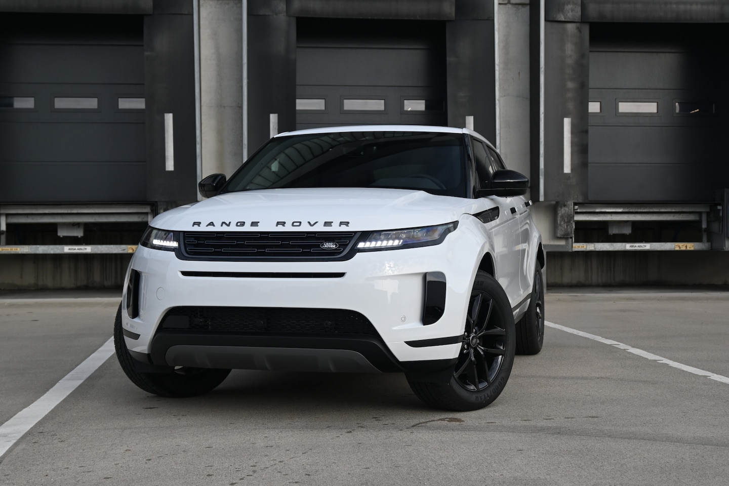Land Rover Range Rover Evoque - 1.5 P270e PHEV AWD Business Edition 1.5 P270e PHEV AWD Business Edition - AutoWereld.nl