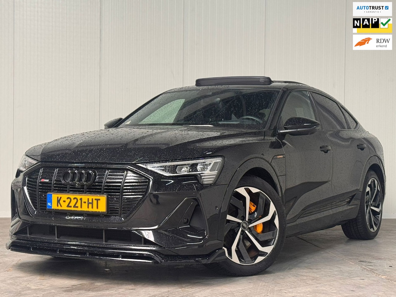 Audi e-tron Sportback - 55 S-LINE VOL! HUD l MATRIX l B&O l KEYLES l 360 l LANE-SIDE l LUCHTVERING l ORG.NL l DEAL - AutoWereld.nl