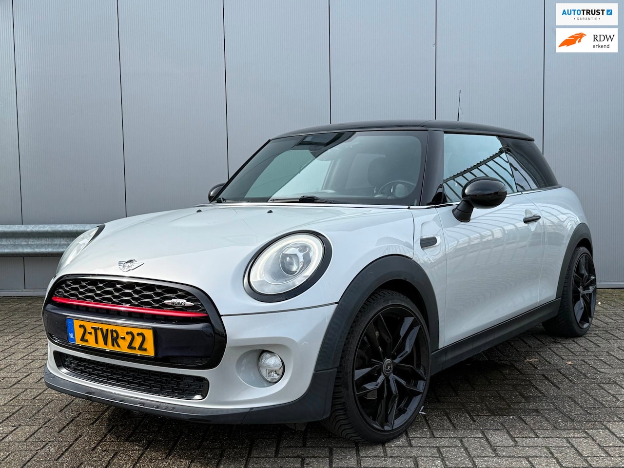 MINI Cooper - Mini 1.5 Chili | Navigatie | Leder | Stoelverwarming | Climate Control - AutoWereld.nl