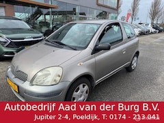 Toyota Yaris - 1.0 VVT-i 3deurs incl nieuwe apk