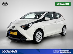 Toyota Aygo - 1.0 VVT-i x-play | 1e Eigenaar | BTW'er | NIEUW GELEVERD & ONDERHOUDEN |