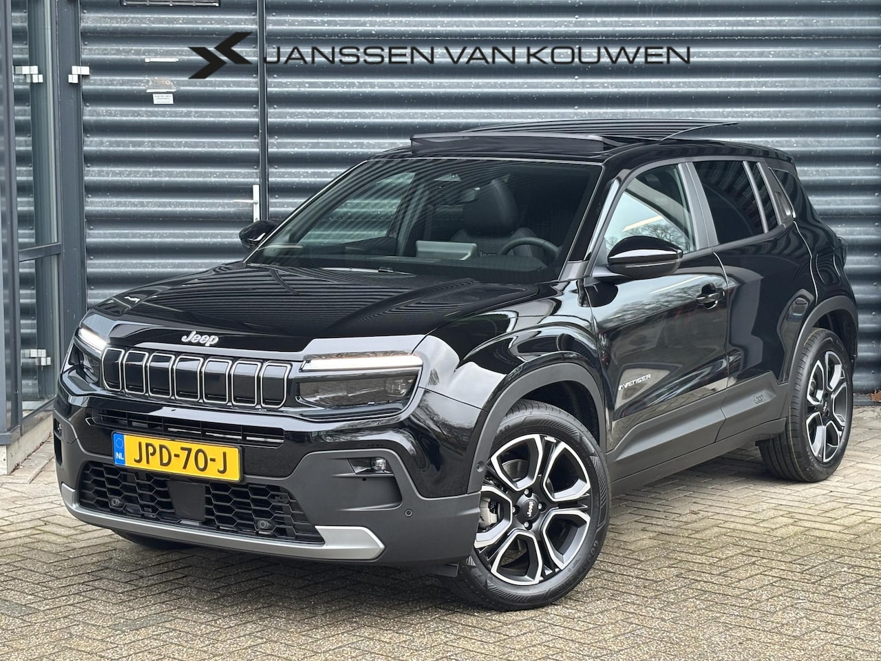 Jeep Avenger - Summit 54 kWh Panoramadak Winter Pack Elektrische Achterklep Keyless - AutoWereld.nl