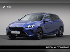 BMW 1-serie - 120 M Sport pakket pro | Head-Up Display | Glazen panoramadak | Elektrisch verwarmde voors