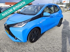Toyota Aygo - 1.0 VVT-i x-play NETTE AUTO RIJDT EN SCHAKELT GOED