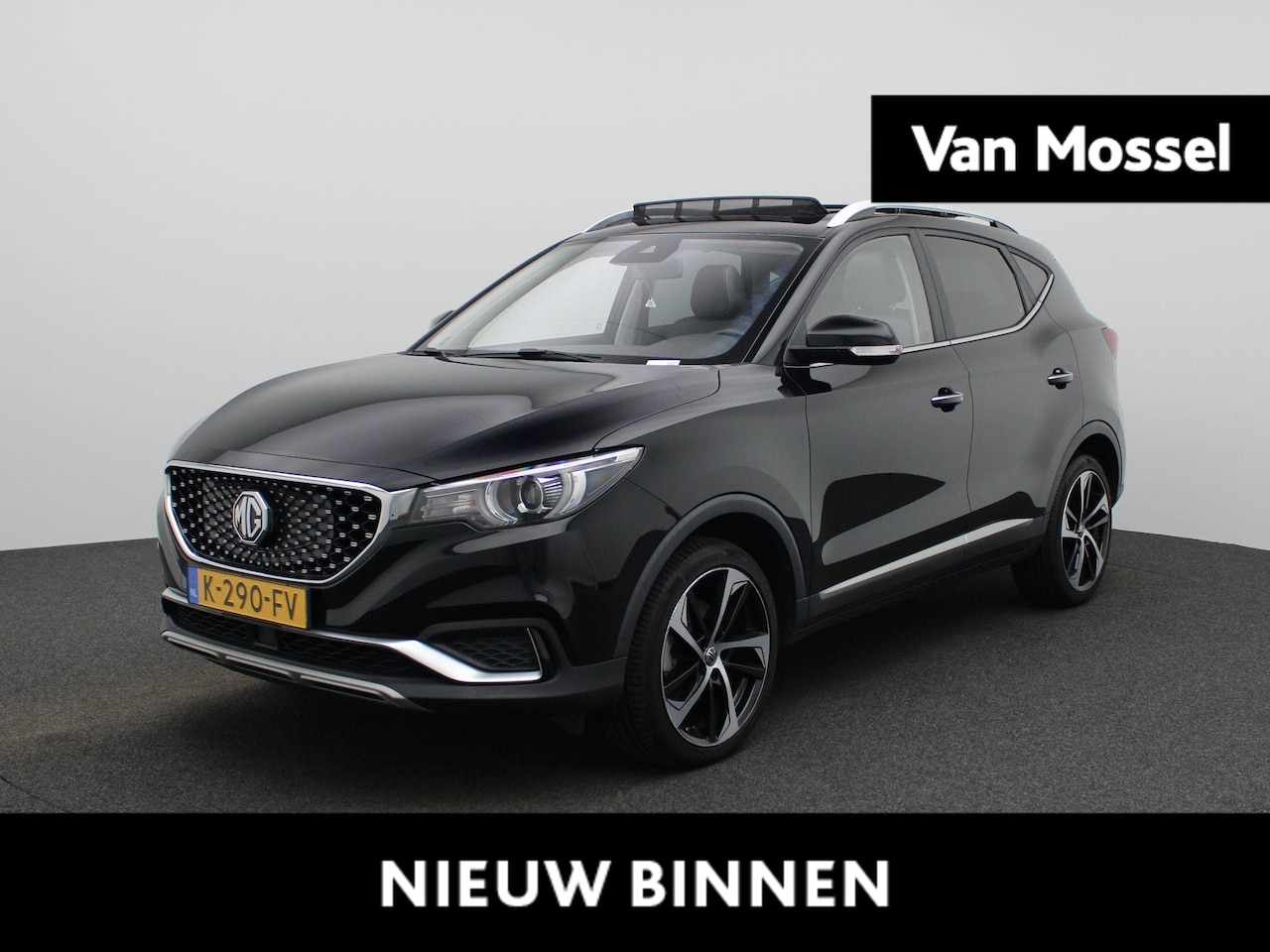 MG ZS - Luxury 45 kWh | PANORAMADAK | NAVIGATIE | STOELVERWARMING | LEDEREN BEKLEDING | APPLE CARP - AutoWereld.nl