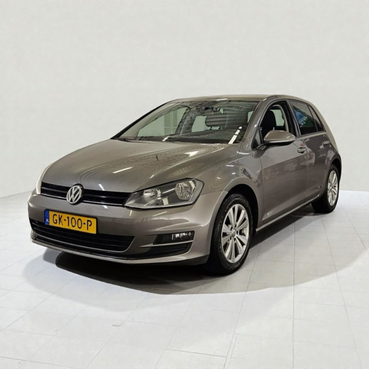 Volkswagen Golf - 1.6 TDI eerste eigenaar en dealer onderhouden - AutoWereld.nl