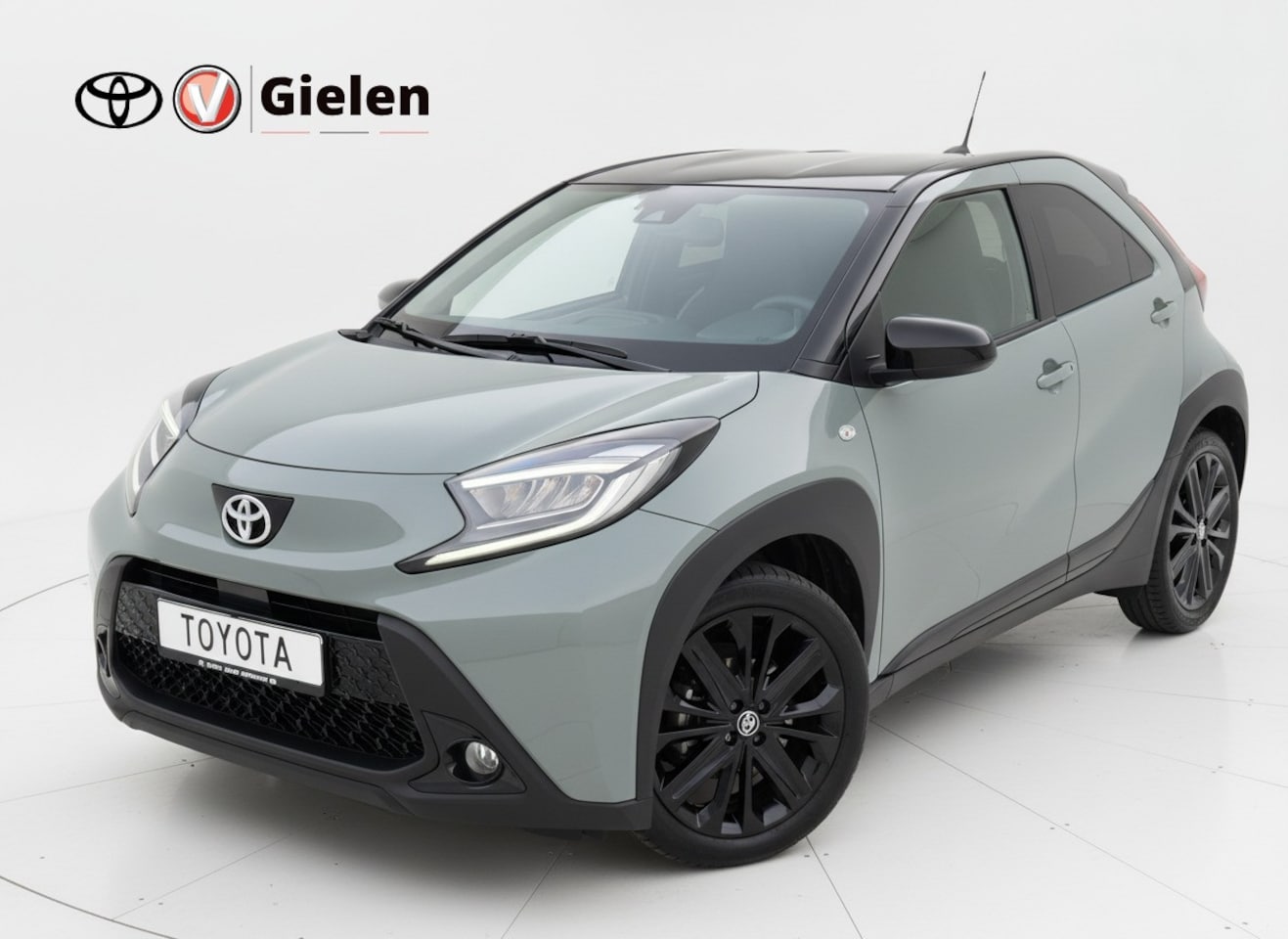 Toyota Aygo X - 1.0 VVT-i MT Pulse | Eerste eigenaar, Tarragon, Zwarte lichtmetalen velgen, Bi-Tone, Clima - AutoWereld.nl