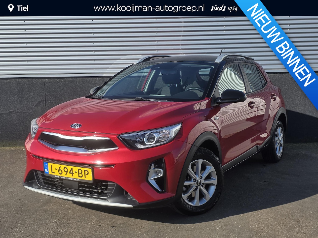 Kia Stonic - 1.0 T-GDi MHEV DynamicLine Nieuw geleverd, Dealeronderhouden, 1e eign. Apple Carplay en/of - AutoWereld.nl