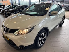 Nissan Qashqai - 1.2 Tekna PANO Achteruit rij cam BJ 2017