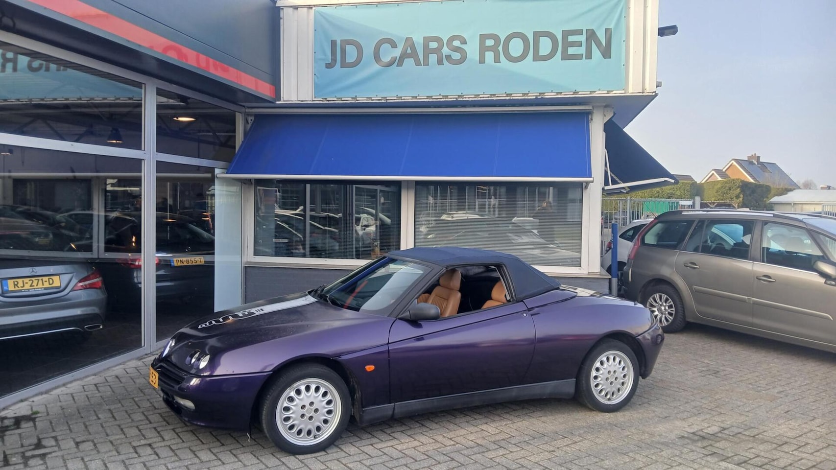 Alfa Romeo Spider - 2.0-16V T.Spark ! Goedkoop! Nw apk! Apart! - AutoWereld.nl