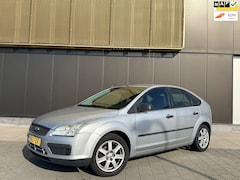 Ford Focus - 1.6-16V Champion | Airco | Distri vv | Koppeling vv | Nwe APK | Trekh
