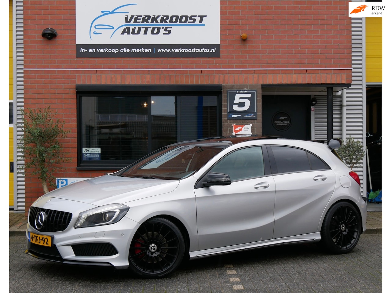 Mercedes-Benz A-klasse - 250 amg .autom.pano.memoryseat.leer.45 look - AutoWereld.nl