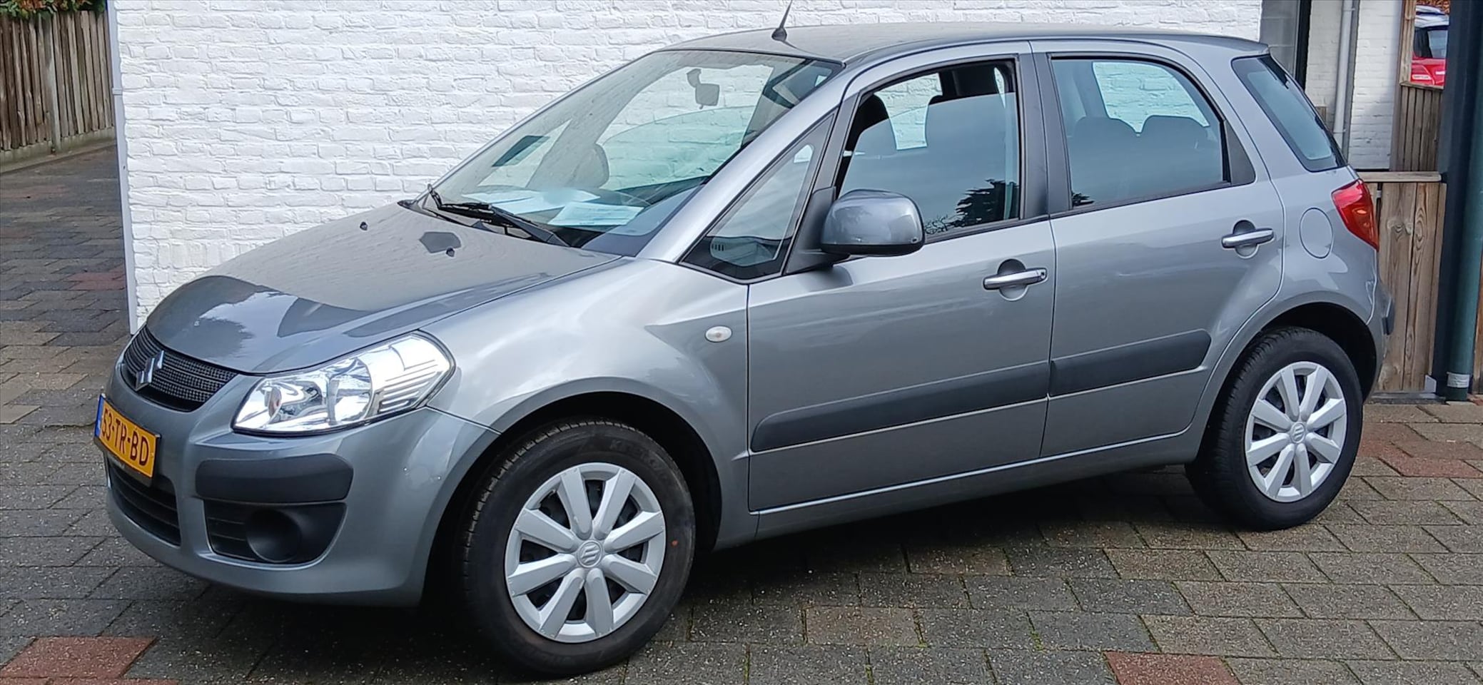 Suzuki SX4 - 1.6 5D Comfort 84000 km nl auto 2e eigenaar - AutoWereld.nl