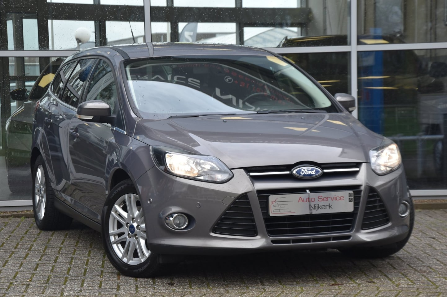 Ford Focus Wagon - 1.0 EcoBoost Edition Plus Airco Nav. Pdc Cd Trekhaak Lm-Velgen - AutoWereld.nl