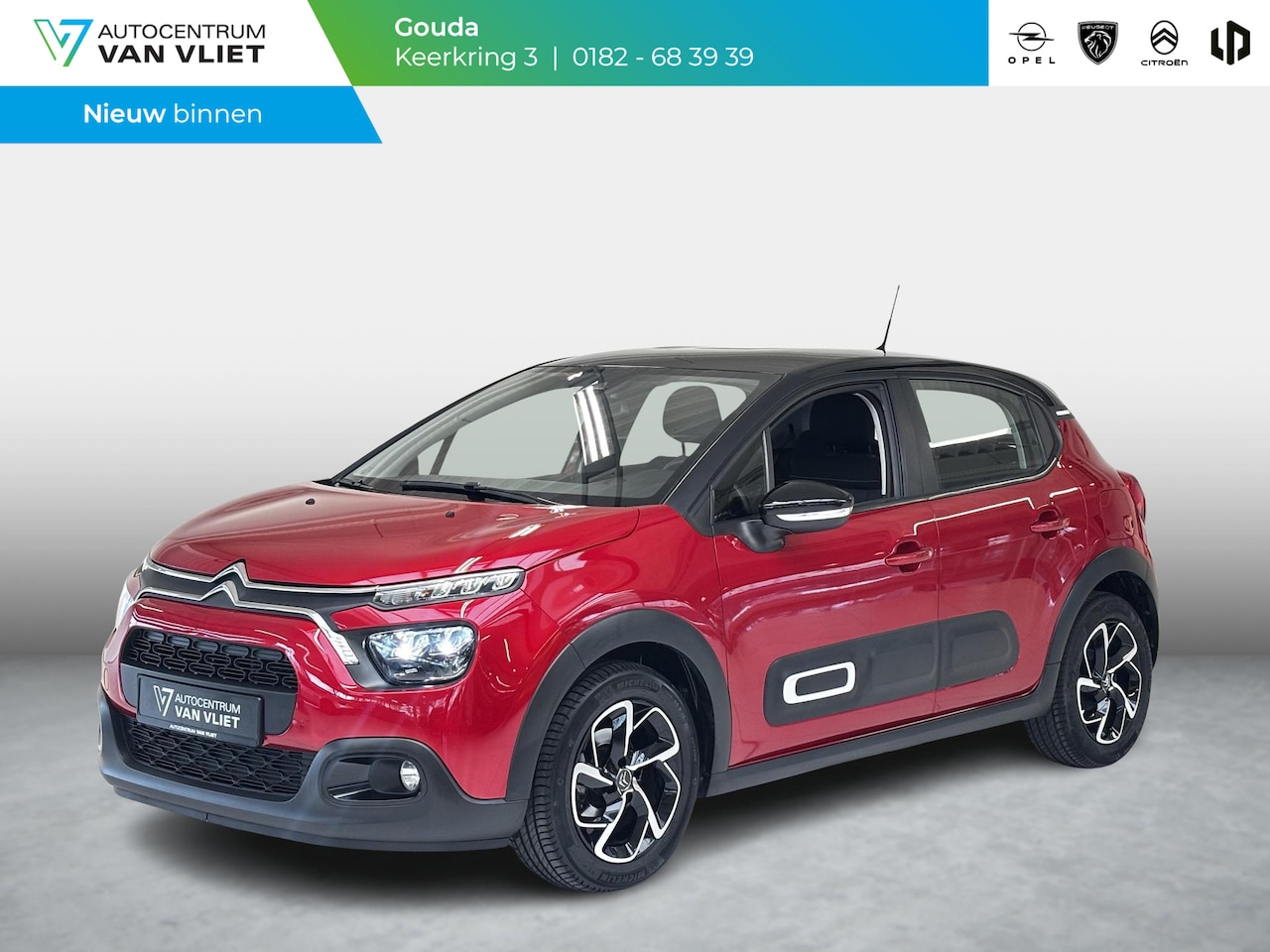 Citroën C3 - 1.2 PureTech Business Afneembare trekhaak | Navigatie | Achteruitrijcamera | Android auto - AutoWereld.nl
