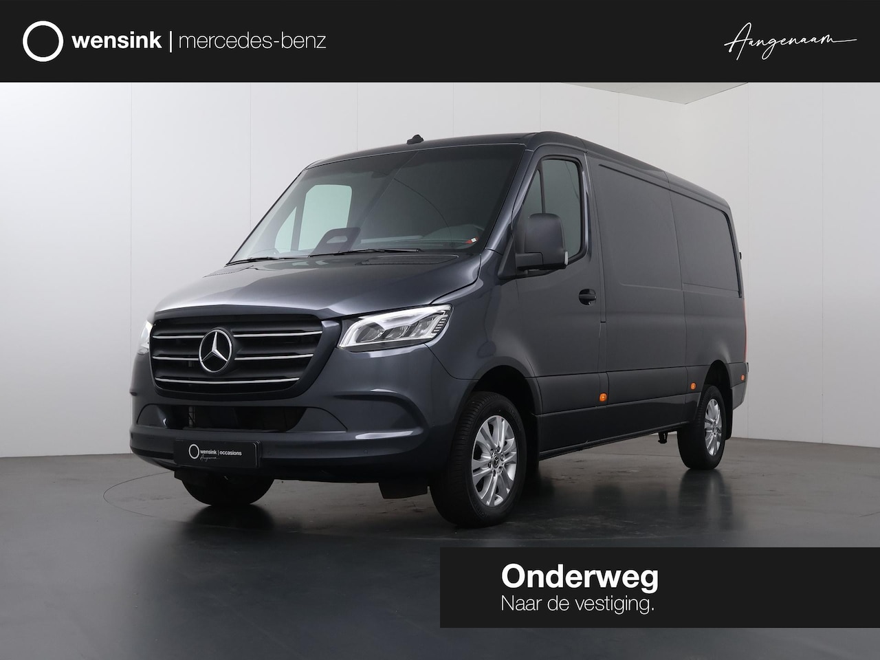 Mercedes-Benz Sprinter - 319 CDI L2 H1 | Select | Distronic | 3500 KG Trekhaak | 17" Lichtmetalen Wielen | Navigati - AutoWereld.nl