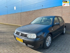 Volkswagen Golf - 1.6-16V | APK:NIEUW | Trekhaak | Cruise | El. Ramen v/a | Centrale Vergrendeling | Airco |