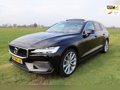 Volvo V60 - 2.0 T8 Twin Engine AWD|Polestar Engineered(405PK)|PANO|Trekhaak|NL-Auto-NAP