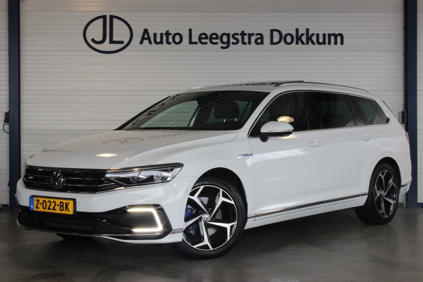 Volkswagen Passat Variant - 1.4 TSI PHEV GTE Business Trekhaak | Pano | Virtual Cockpit | Leder | Keyless | 360° Camer - AutoWereld.nl