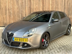 Alfa Romeo Giulietta - 2.0 JTDm Exclusive |PANO | LEDER | XENON |