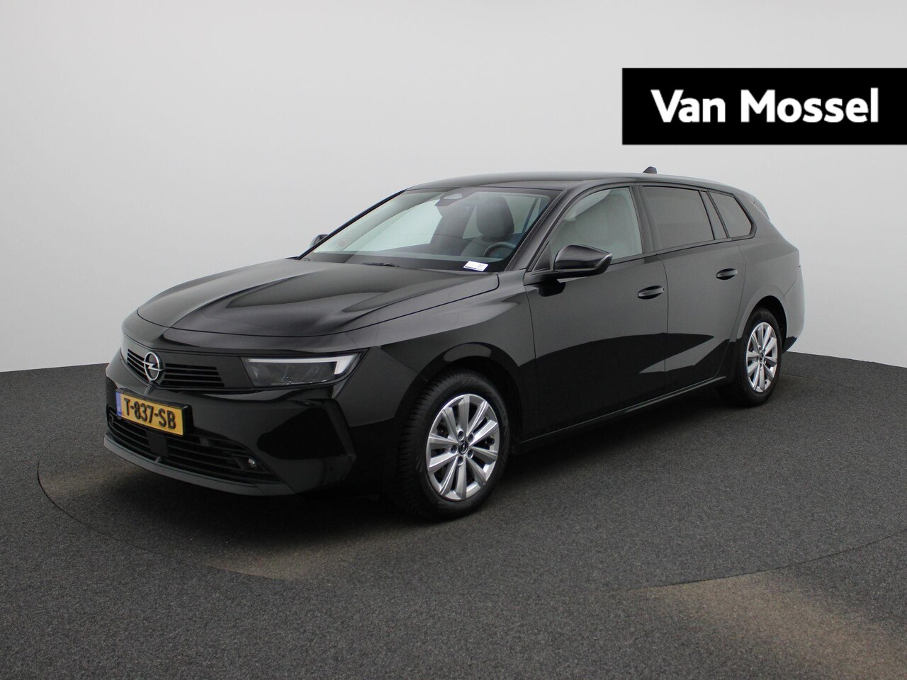 Opel Astra Sports Tourer - 1.2 Level 2 | ACHTERUITRIJCAMERA | AFNEEMBARE TREKHAAK | APPLE CARPLAY - ANDROID AUTO | CR - AutoWereld.nl