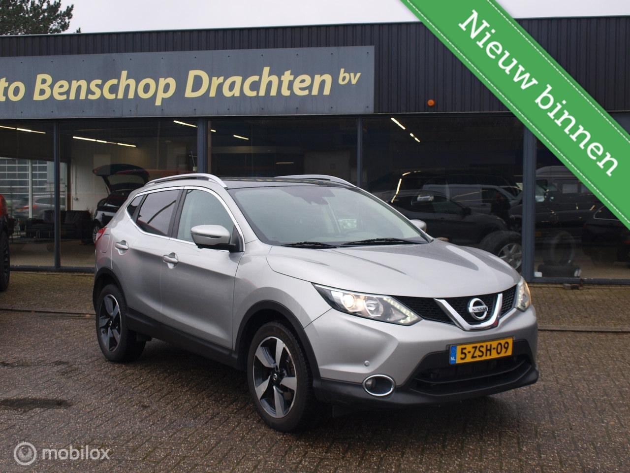 Nissan Qashqai - Connect Edition Panorama Trekhaak zeer luxe! - AutoWereld.nl