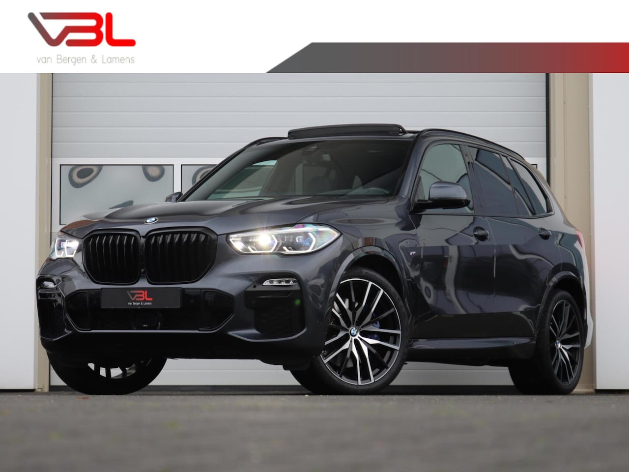 BMW X5 - xDrive40i High Executive M-sport | Panoramdak | 22inch - AutoWereld.nl