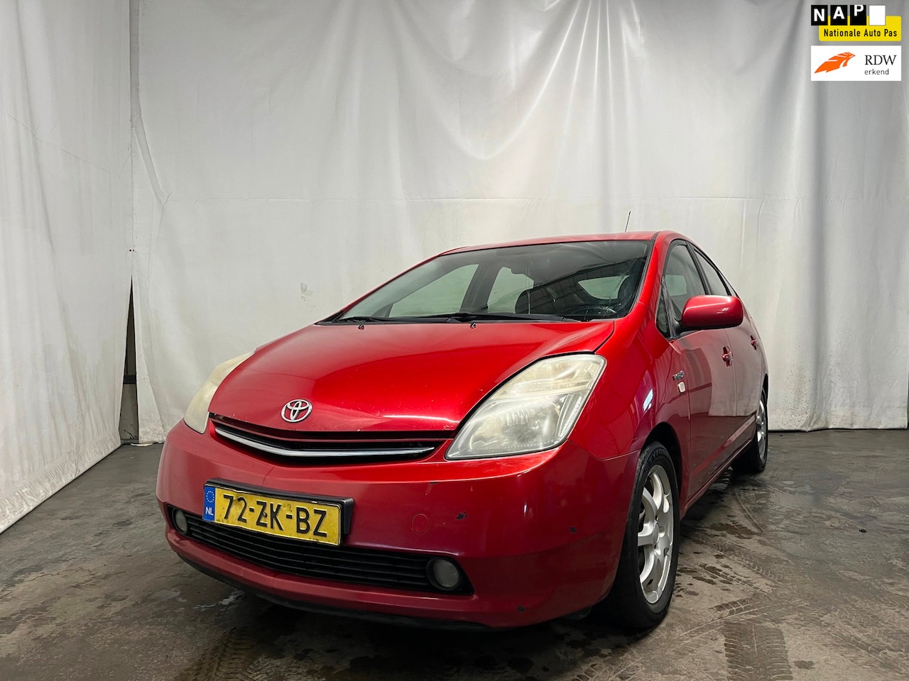 Toyota Prius - 1.5 VVT-i Tech Edition SCHADEAUTO!! - AutoWereld.nl