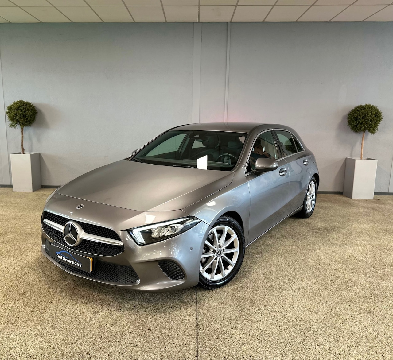 Mercedes-Benz A-klasse - 200 Premium Plus - Trekhaak - Parkeersensor - Navi - Led - AutoWereld.nl