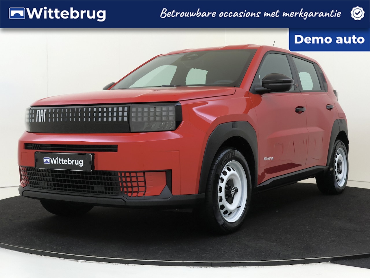 Fiat Grande Panda - RED 11kW 44 kWh | Parkeersensoren | Apple Carplay | Airco - AutoWereld.nl