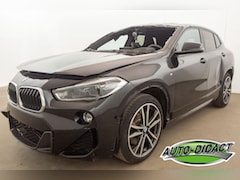 BMW X2 - sDrive20i Automaat Navi Camera