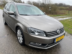 Volkswagen Passat Variant - 1.6 TDI Highline BlueMotion