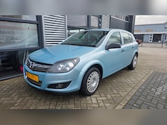 Opel Astra - 1.4 Selection