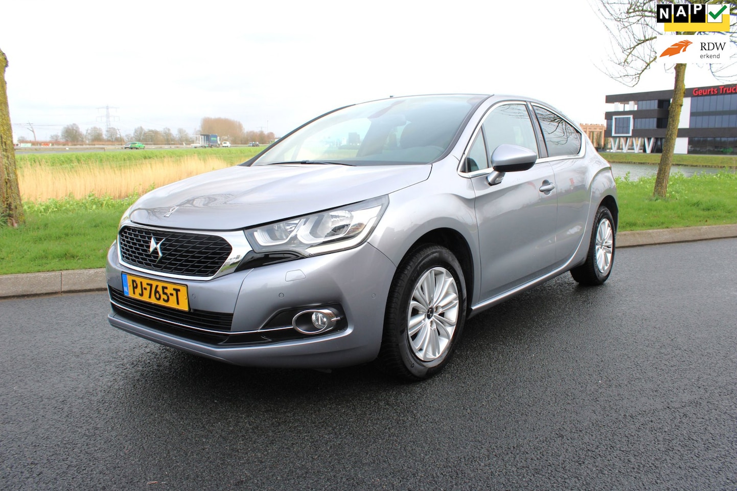 DS 4 - 1.2 turbo Chic Navigatie Climate Control - AutoWereld.nl