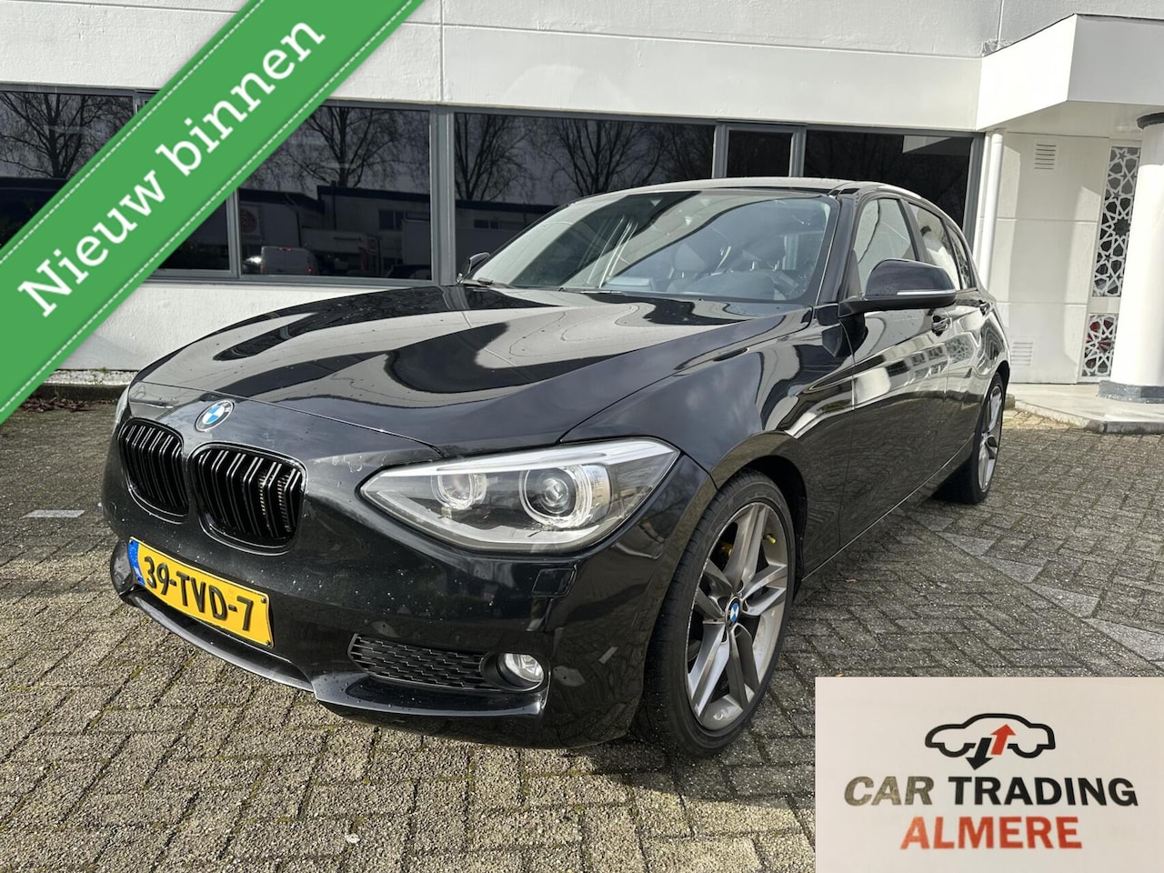 BMW 1-serie - 116i Business+ AUTOMAAT INRUILKOOPJE €4500 - AutoWereld.nl