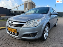 Opel Astra - 1.6 T Cosmo_Rijdt perfeckt_in zeer goede staat