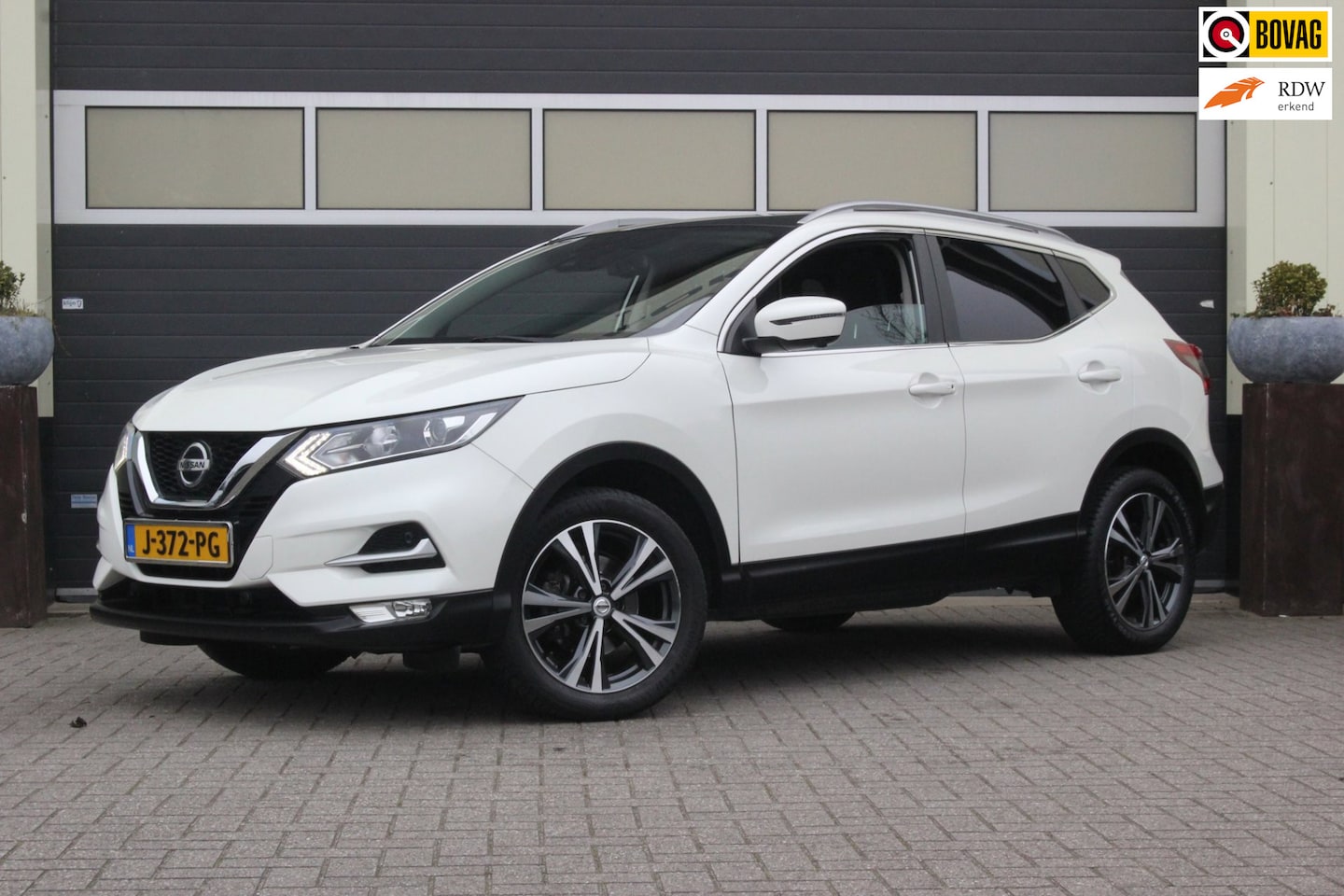 Nissan Qashqai - 1.3 DIG-T N-Connecta | Trekhaak | - AutoWereld.nl