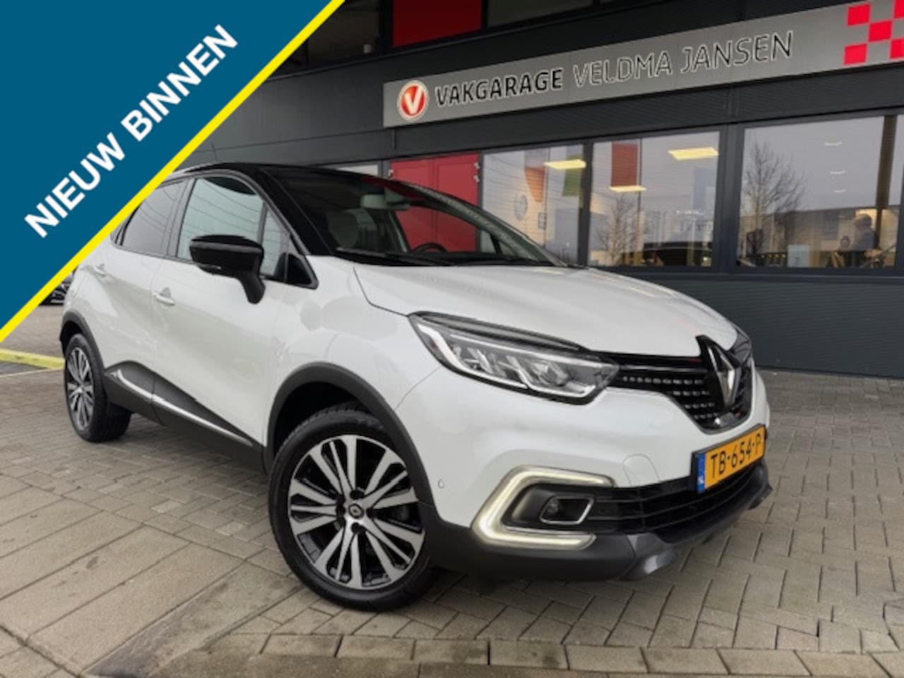 Renault Captur - 1.2 TCe INITIALE PARIS AUT. ZEER KOMPLEET!! - AutoWereld.nl