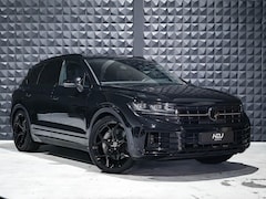Volkswagen Touareg - 3.0 TSi eHybrid 4M | 22" | Pano | Dynaudio | Luchtv. | All Black | Memory |