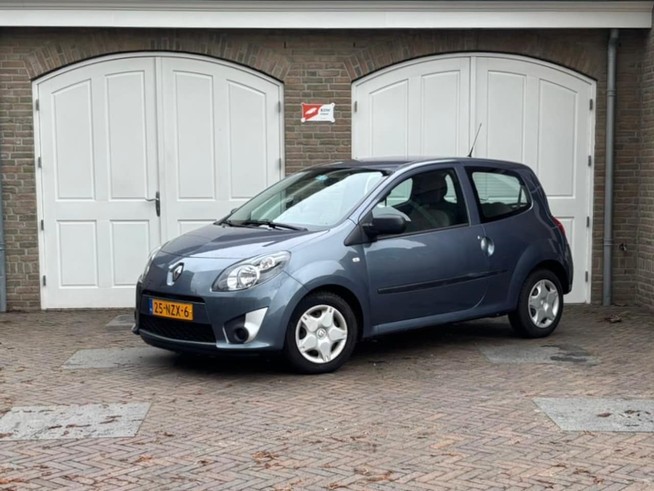 Renault Twingo - 1.2-16V Authentique 1.2-16V Authentique - AutoWereld.nl