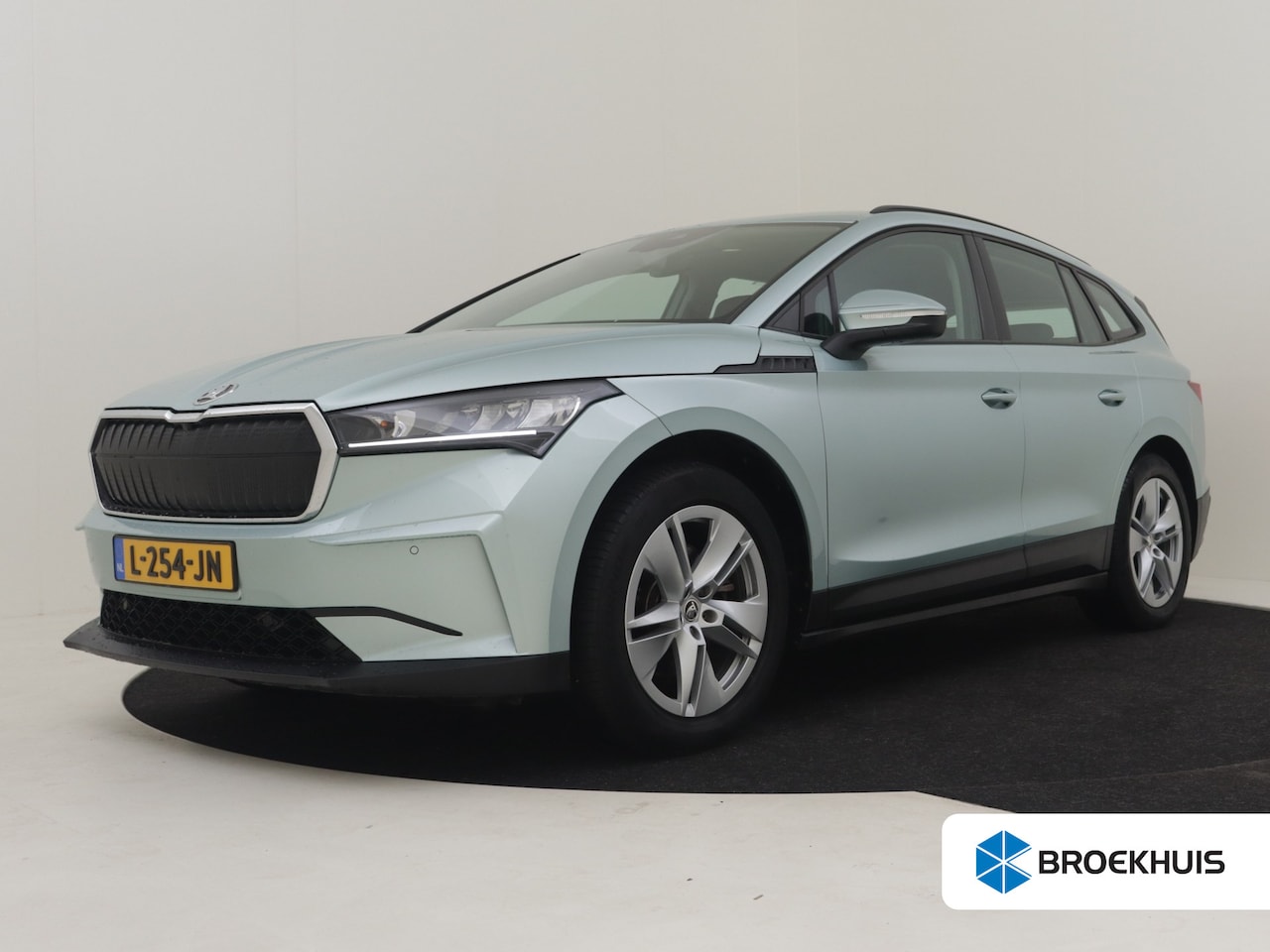 Skoda Enyaq iV - 60 180PK | Achteruitrijcamera | Navigatie | Apple carplay Android Auto | DAB 19"LMV - AutoWereld.nl