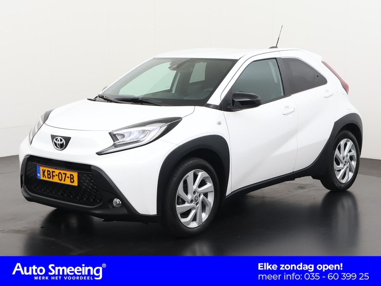 Toyota Aygo X - 1.0 VVT-i S-CVT first Automaat | Camera | Apple/Android Carplay | Zondag Open! - AutoWereld.nl