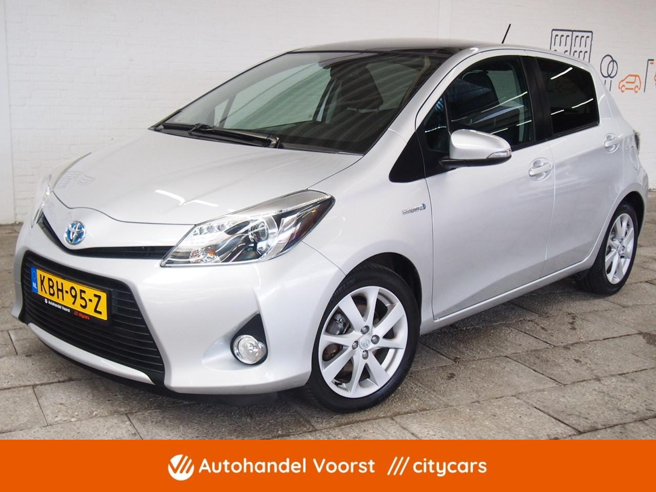 Toyota Yaris - 1.5 Full Hybrid Dynamic Camera Pano (APK:Nieuw) Incl.Garantie - AutoWereld.nl