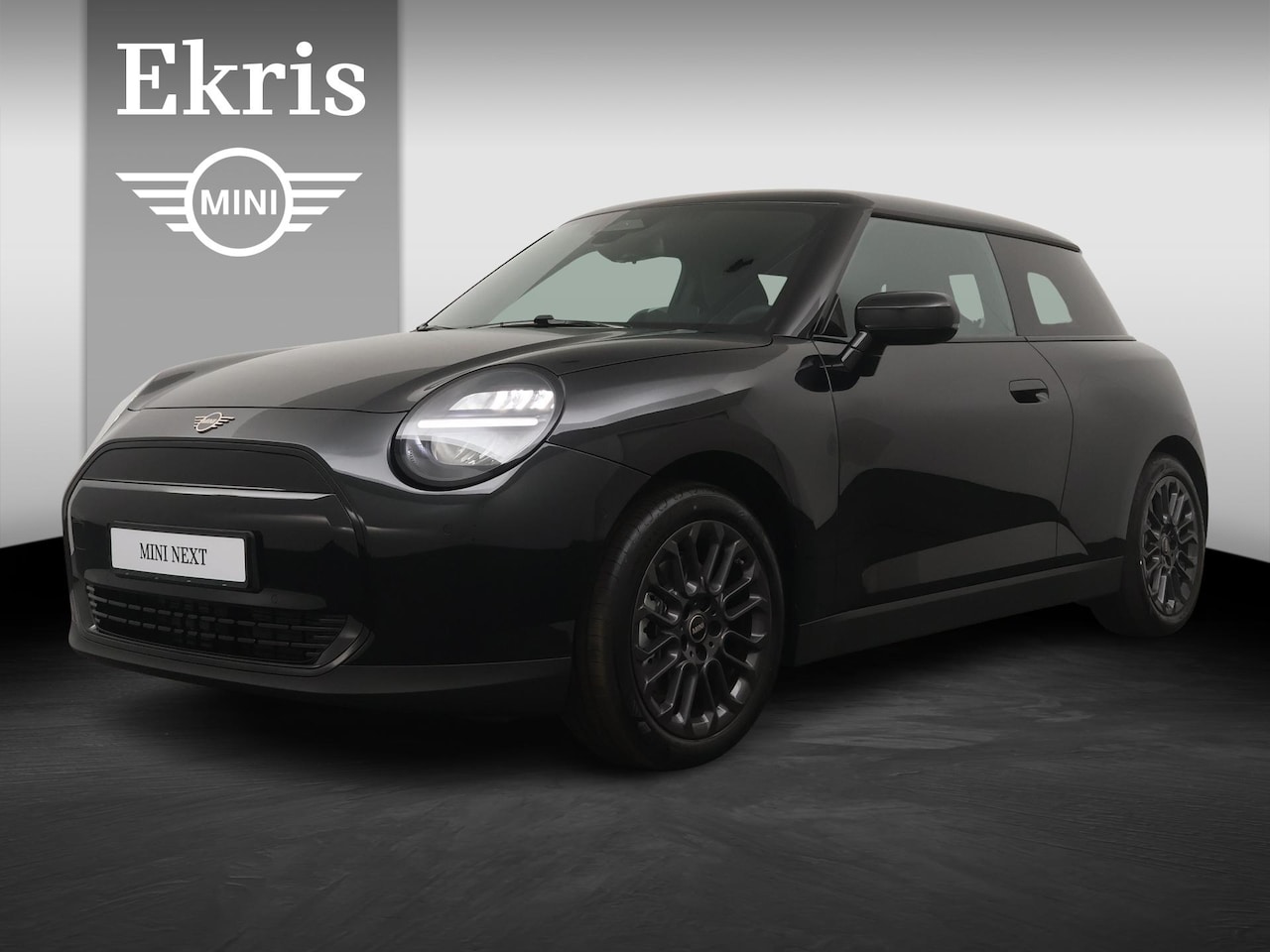 MINI Cooper - 3-deurs E Essential | Pakket XS | Stoelverwarming | Head up display - AutoWereld.nl