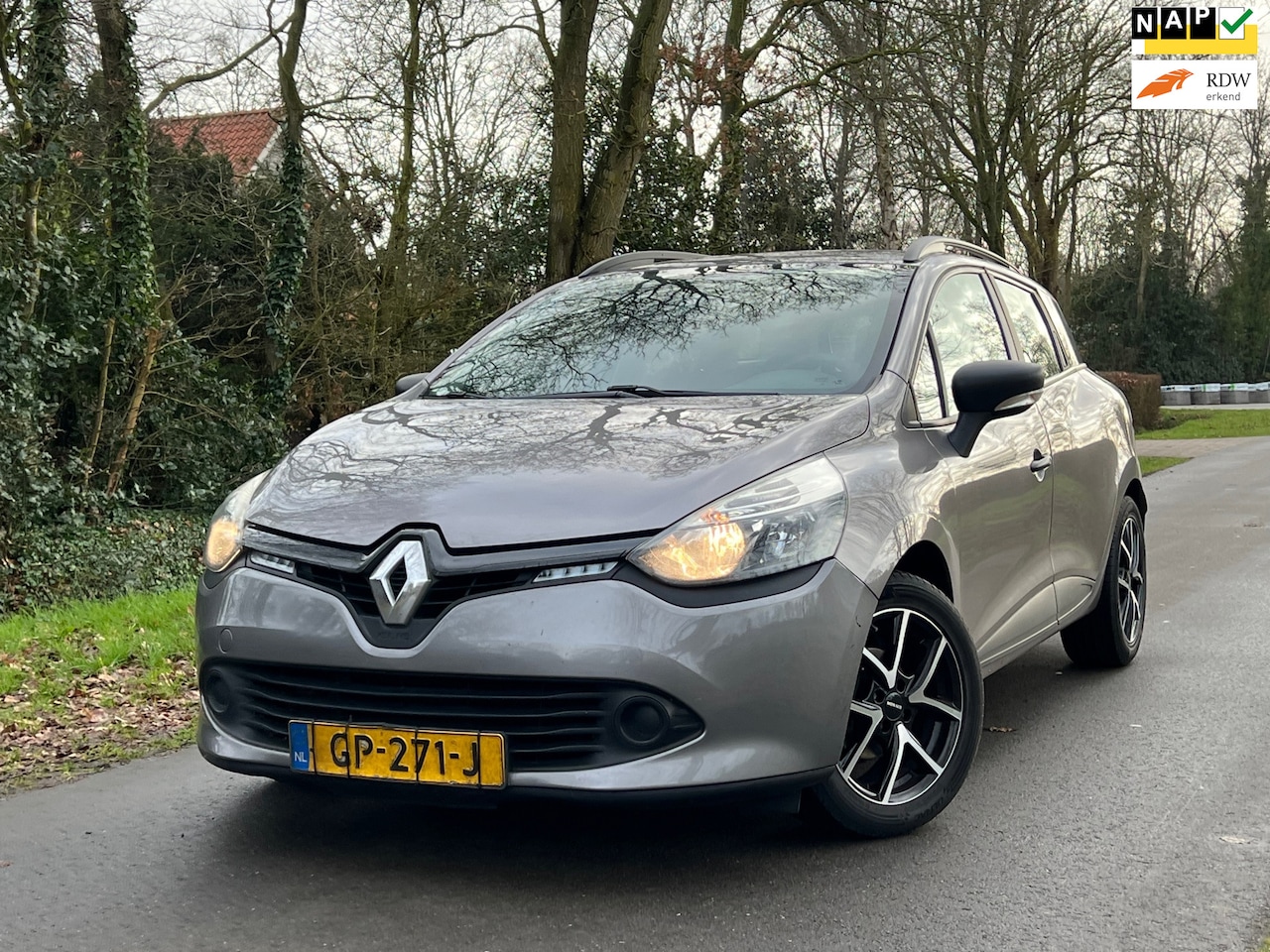 Renault Clio Estate - 1.5 dCi ECO Authentique | Cruise + Airco + Bleutooth Nu € 3.975,-!!! - AutoWereld.nl