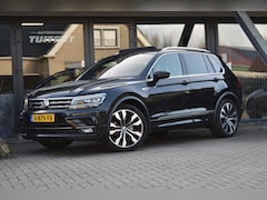 Volkswagen Tiguan - 1.5 TSI ACT Highline R-Line | TREKHAAK | PANORAMADAK | DYNAUDIO | VIRTUAL | NAP
