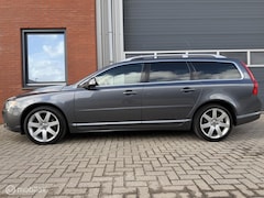 Volvo V70 - 3.0 T6 AWD Summum - s/k dak - gevent. leder