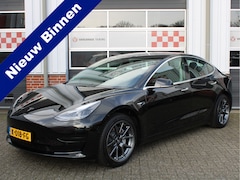 Tesla Model 3 - Standard RWD Plus 60 kWh 1e Eig./Trekhaak/Autopilot/Panoramadak/NAVI/PDC/Leder/Adaptive Cr