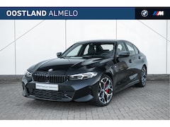 BMW 3-serie - 330i xDrive M Sport Automaat / Trekhaak / Sportstoelen / M Sportonderstel / Comfort Access